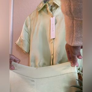 BRAND NEW House of Harlow Matching Silk Set